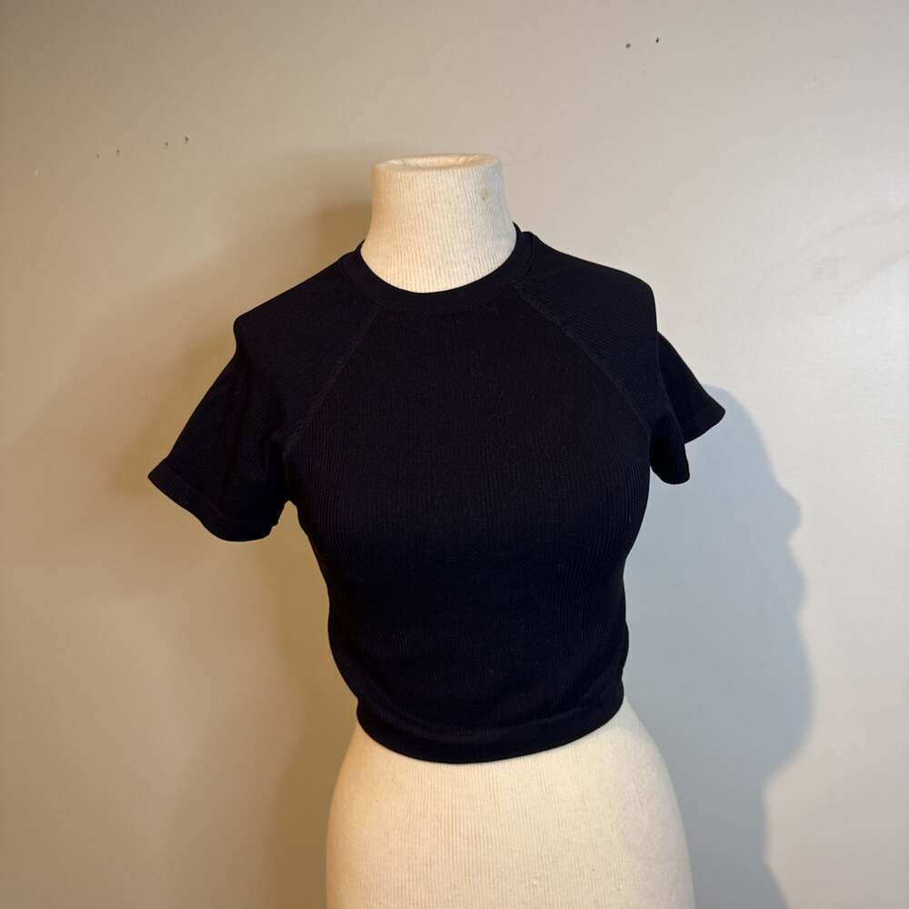 ASOS designs Women's Black‎ Ribbed Short Sleeve Crew Neck Top